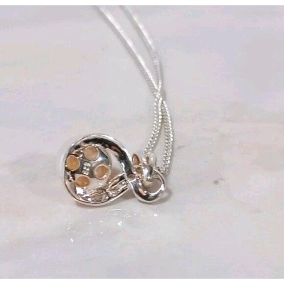 Sterling Silver Fresh Water Pearl Necklace And Stud Earring Set - Picture 7 of 9